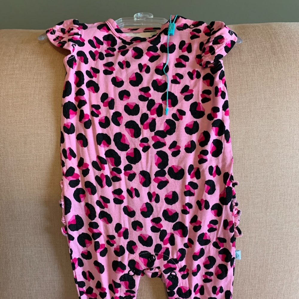 Newborn Posh Peanut one piece